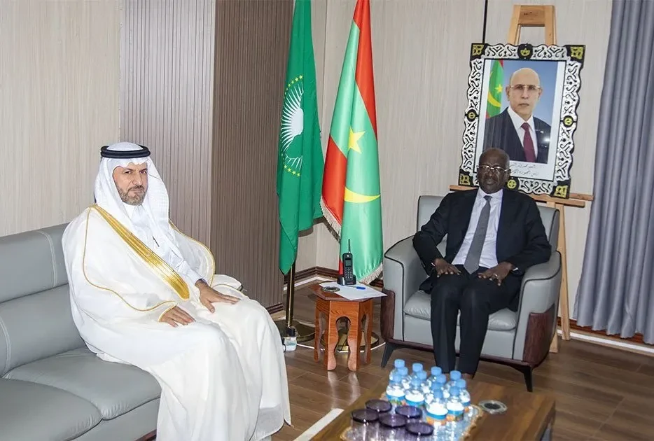 وزير الخارجية يجري مباحثات مع سفراء دول خليجية في نواكشوط