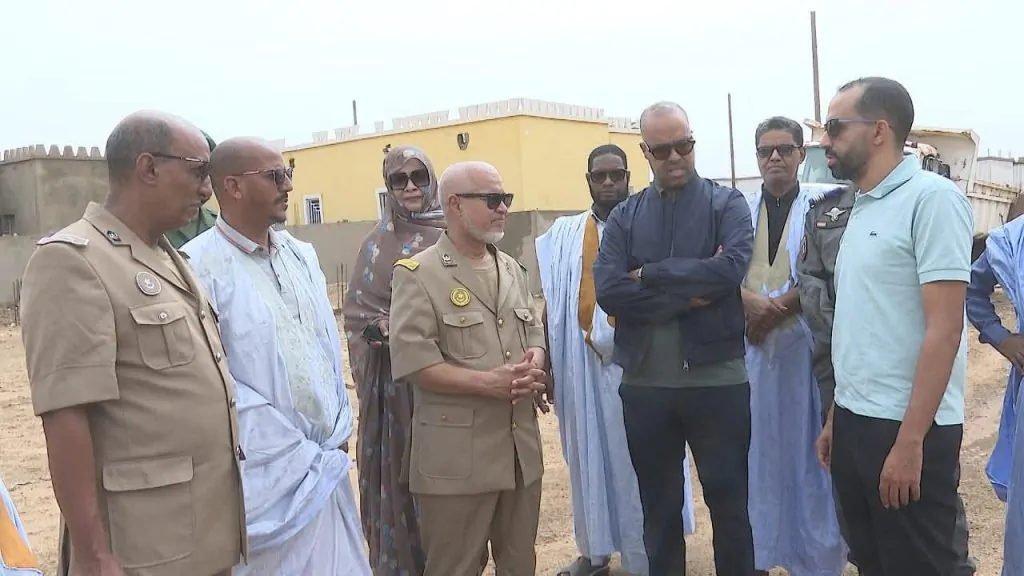 المندوب العام لـ«التآزر» يشرف على ترحيل سكان قرية القاهرة المتضررين من السيول إلى توسعة سكنية جديدة