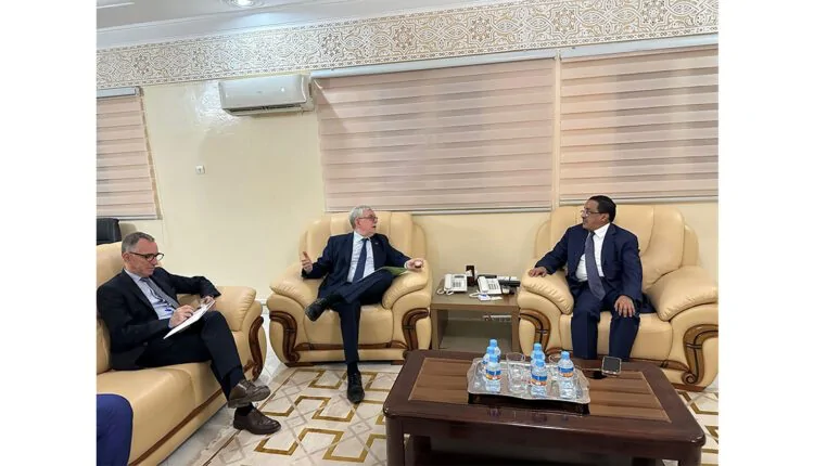 نواكشوط: رئيس اللجنة الوطنية لحقوق الإنسان يستقبل السفير رئيس بعثة الاتحاد الأوروبي