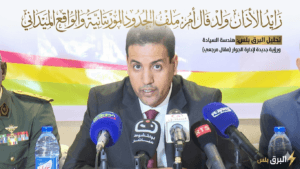 رئيس اللجنة الوطنية لتسيير الحدود، المدير العام للإدارة الإقليمية بوزارة الداخلية وترقية اللامركزية والتنمية المحلية، زايد الأذان ولد فال أم